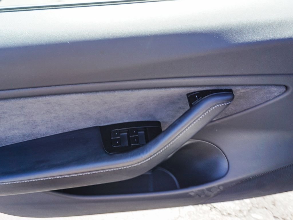 Used 2018 Gray Tesla Long Range image 18