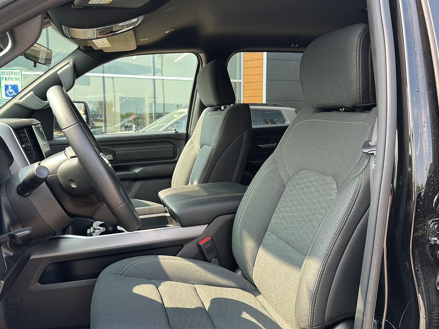 2026 RAM 1500 Express - Photo 12