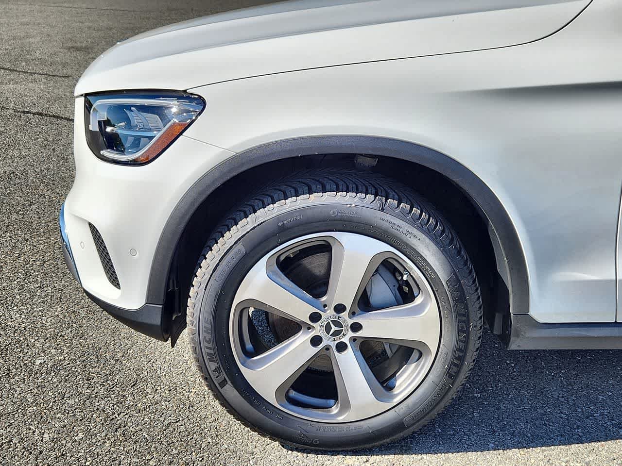 Used 2022 Polar White Mercedes-Benz GLC 300 image 10