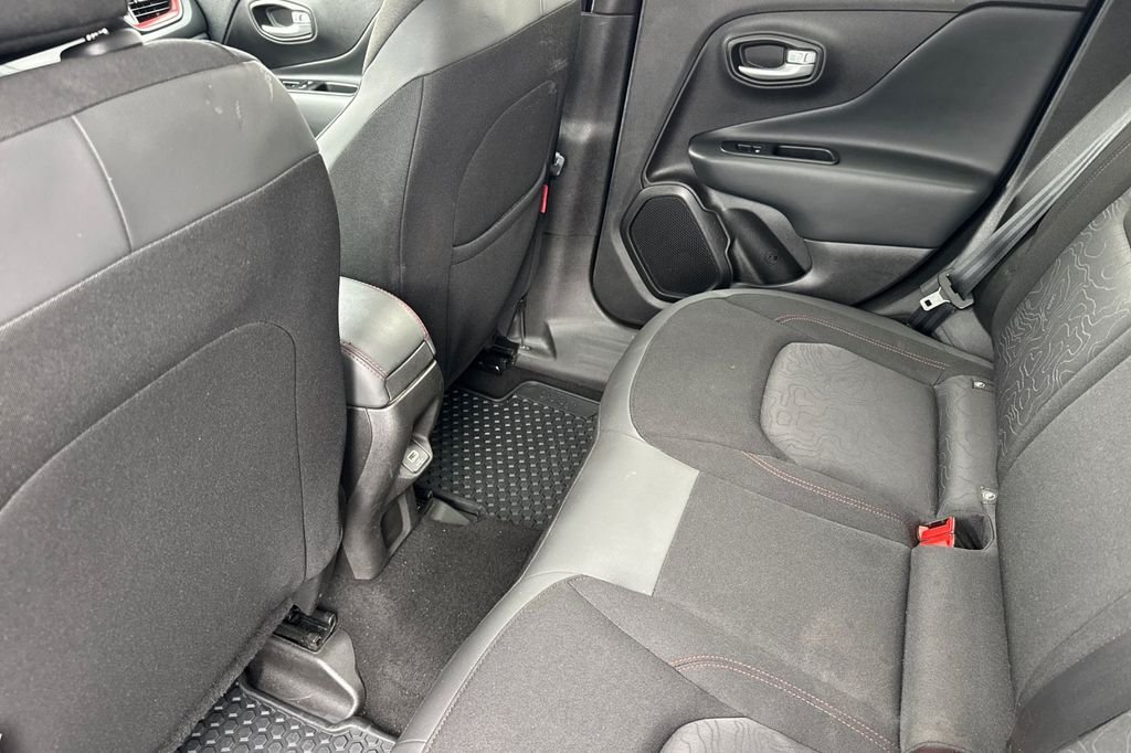 Used 2023 Black Clearcoat Jeep Trailhawk image 15