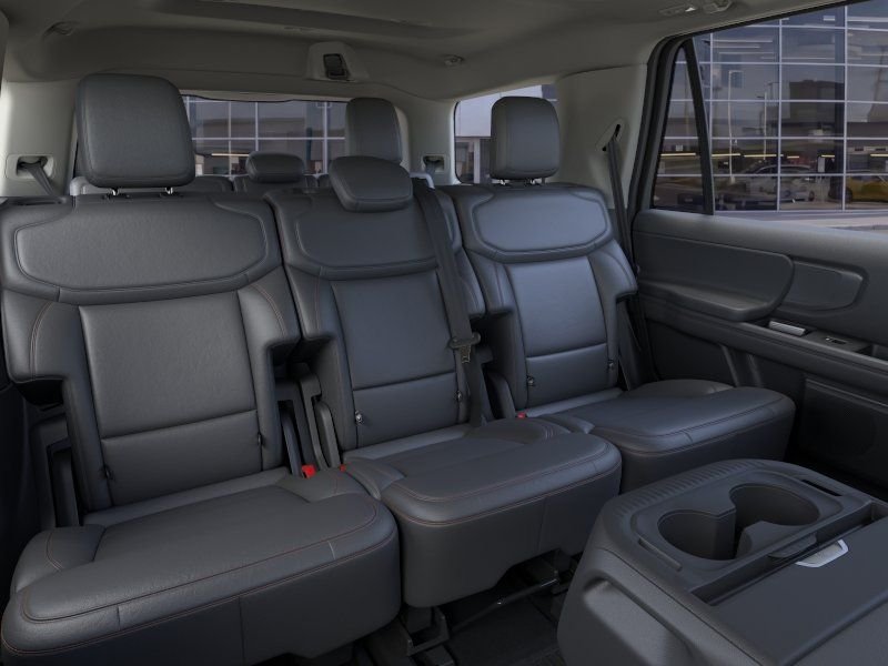 2025 Ford Expedition Active - Photo 11