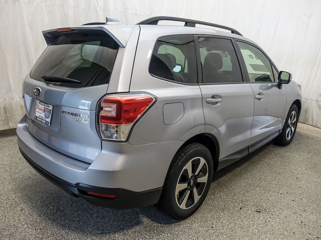 Certified Used 2017 Ice Silver Metallic Subaru 2.5i Premium image 8