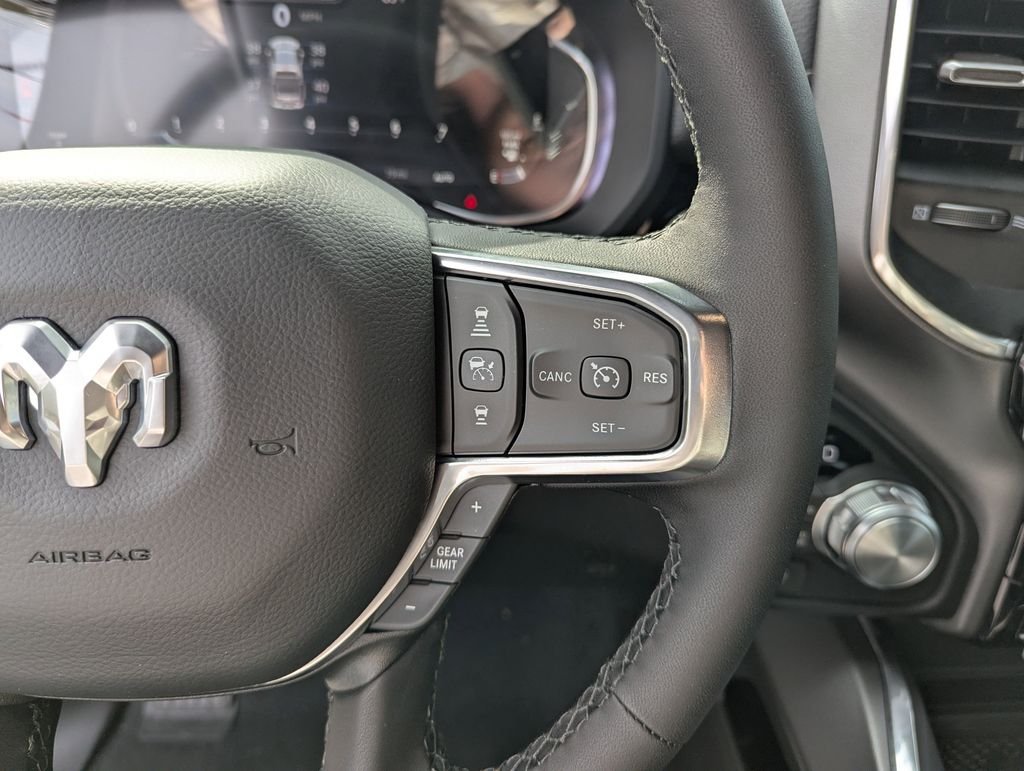 New 2026 Bright White Clear-Coat Exterior Paint Ram Laramie image 23