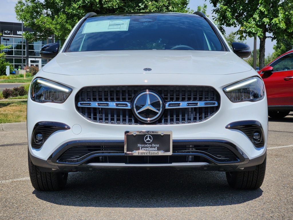 New 2026 Polar White Mercedes-Benz GLA 250 4MATIC® image 3