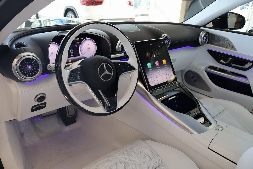 New 2026 MANUFAKTUR garnet red metallic (Red Ambiance) Mercedes-Benz Maybach SL 680 image 15