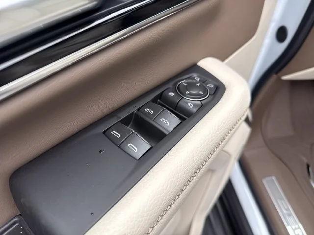 New 2027 Glacier White Tricoat GMC Denali image 12