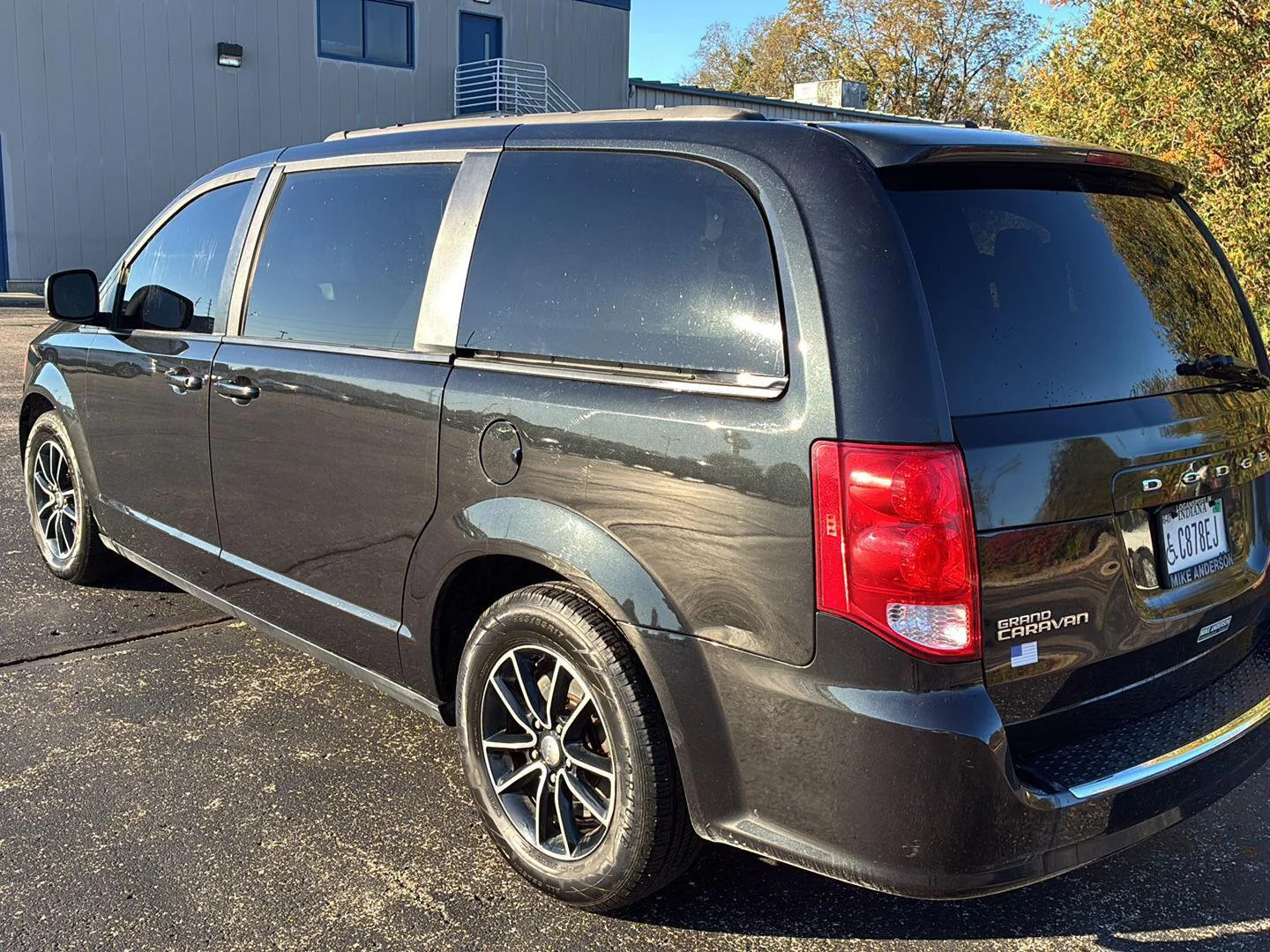 Used 2018 Black Onyx Crystal Pearlcoat Dodge GT image 3