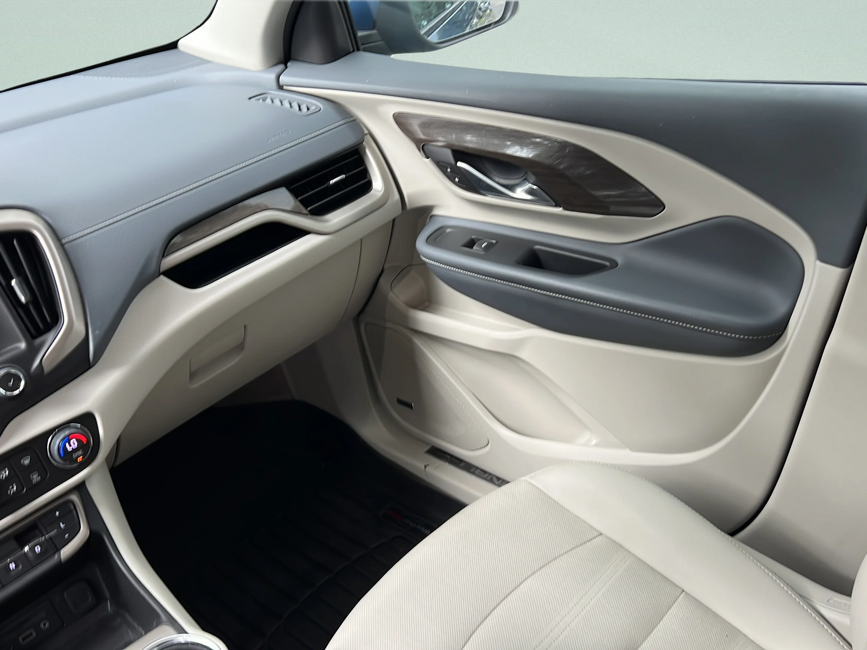 Used 2024 Downpour Metallic GMC Denali image 13
