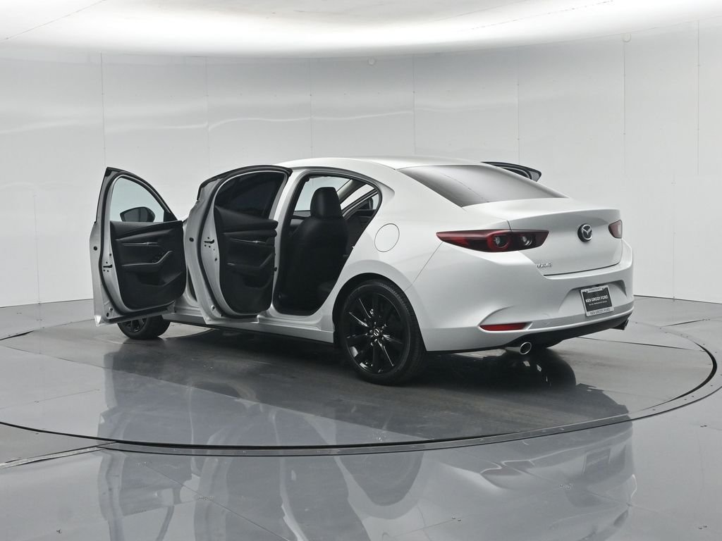 Certified Used 2026 White Mazda 2.5 S Select Sport image 33