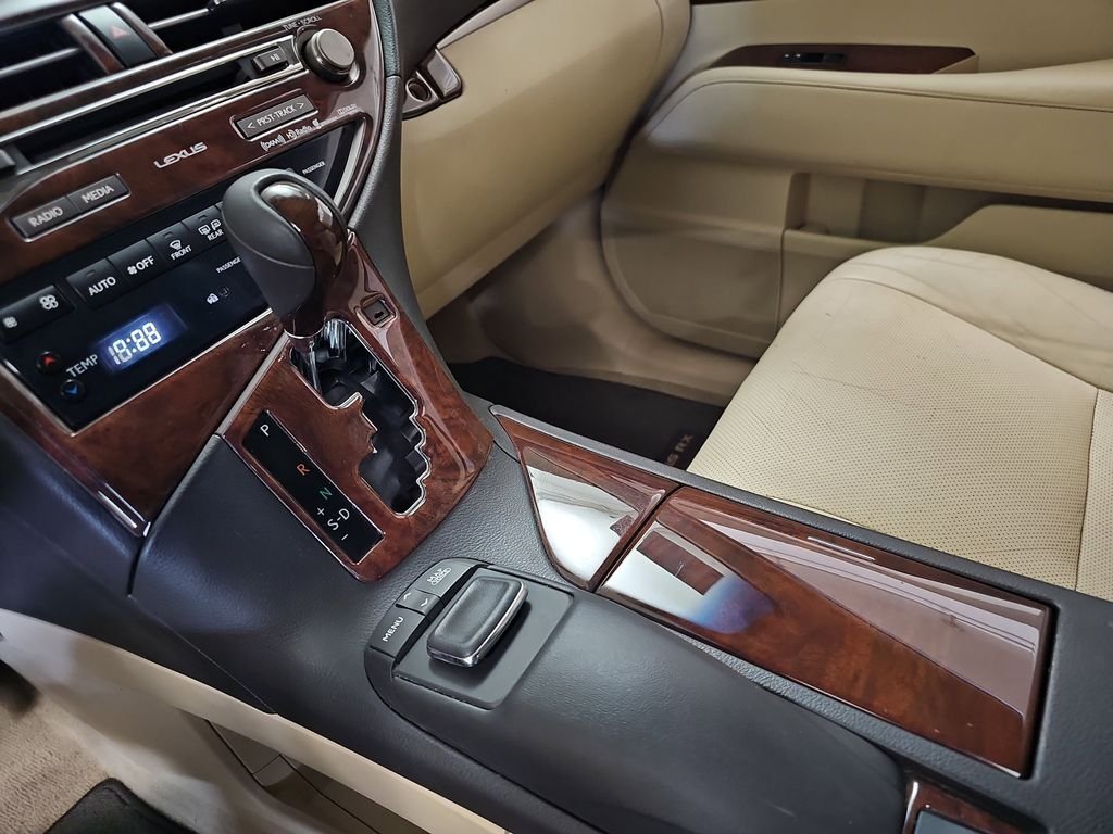 Used 2015 Red Lexus 350 image 27