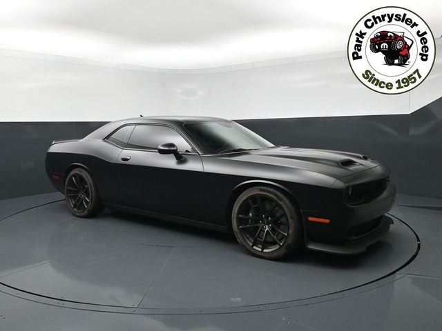 Used 2023 Black Dodge SRT Hellcat Jailbreak image 1