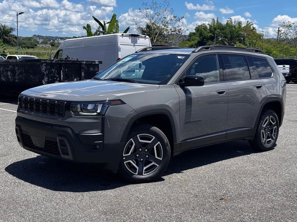 2026 Jeep Cherokee Laredo