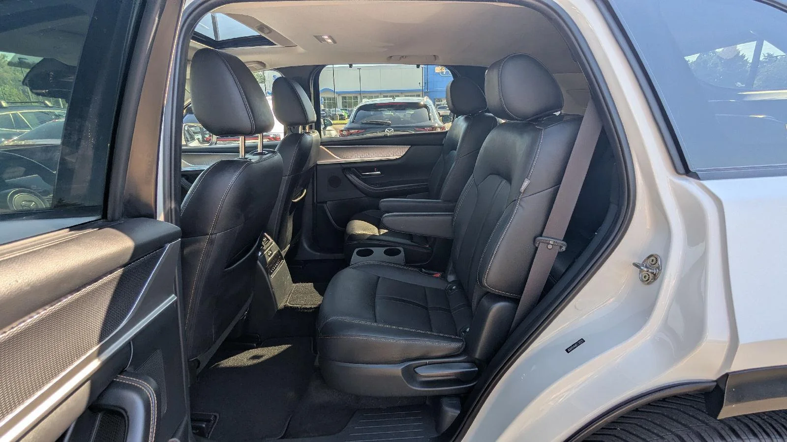 2024 Mazda CX-90 Preferred Package - Photo 13