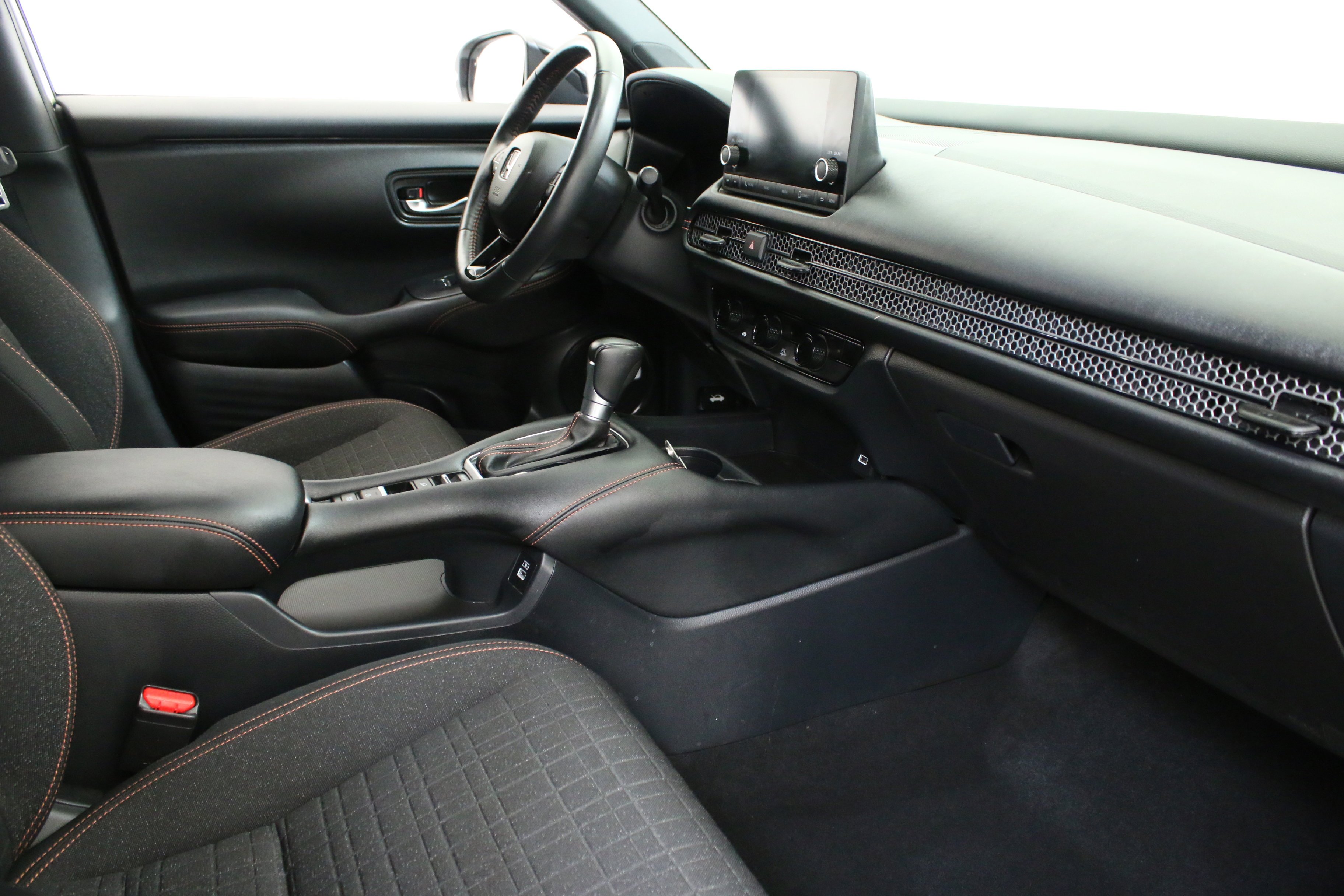 Used 2023 White Honda AWD Sport image 27