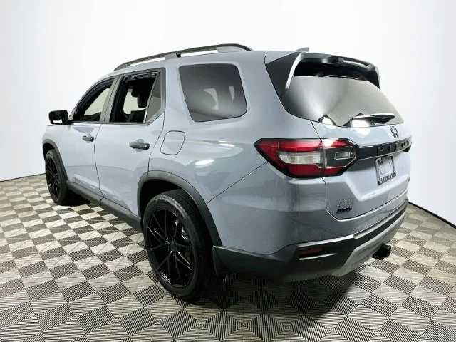 Certified Pre-Owned 2025 Honda Pilot TrailSport