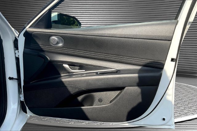 2021 Hyundai Elantra SEL - Photo 29