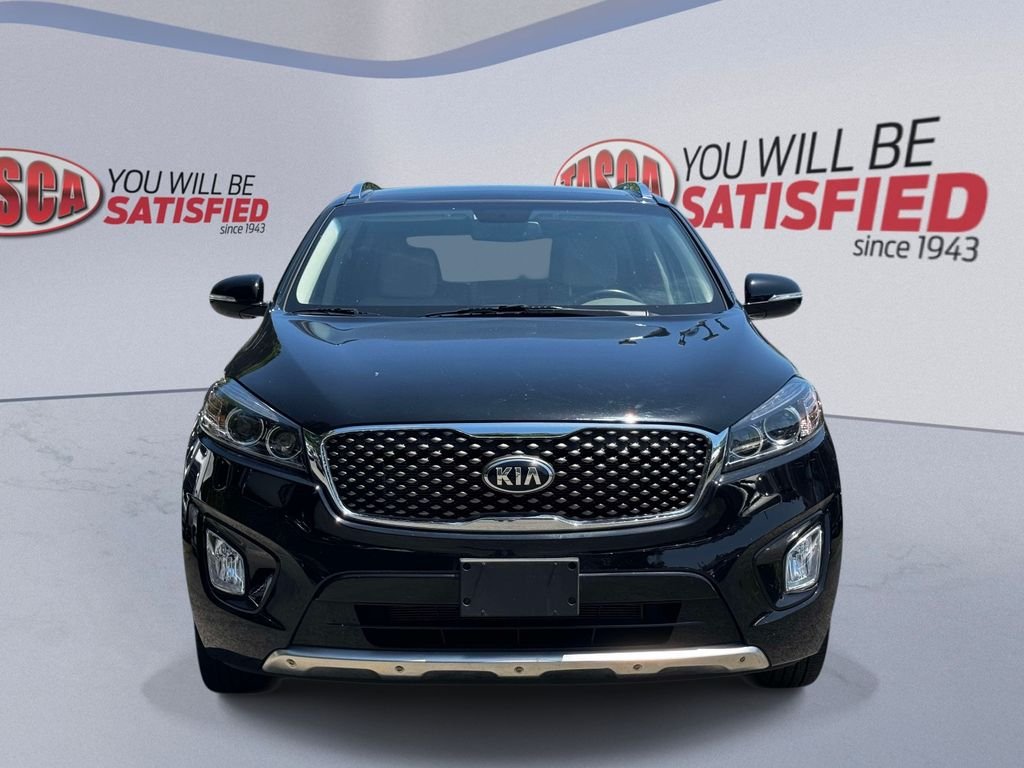 Used 2017 Black Kia SX image 2