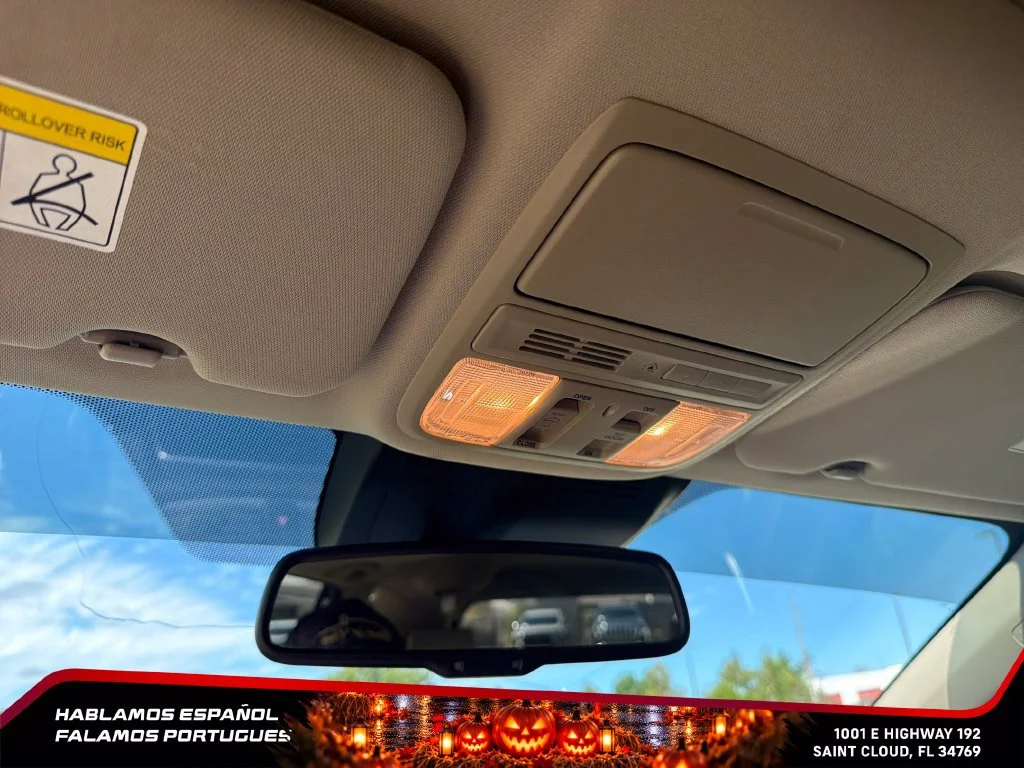 Used 2022 White Honda Touring image 21
