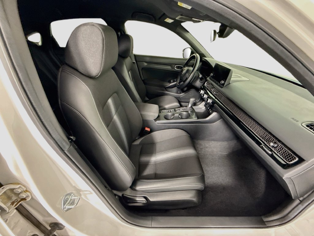 2025 Honda Civic Hatchback Sport - Photo 20
