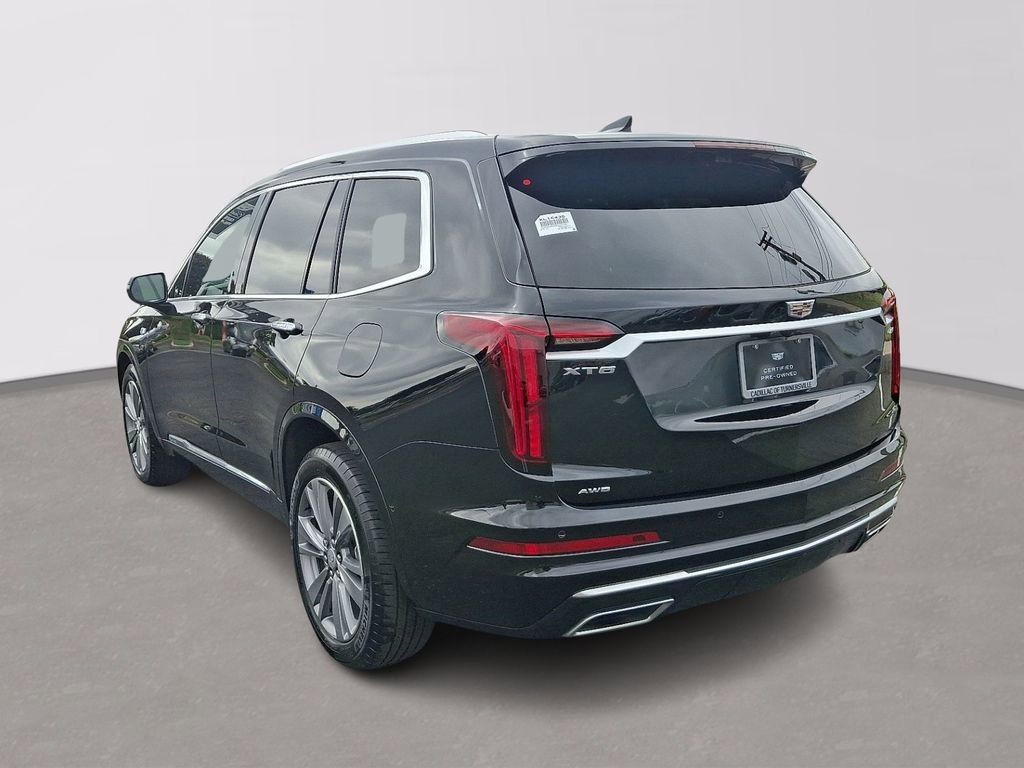 Certified Used 2025 Stellar Black Metallic Cadillac Premium Luxury image 4