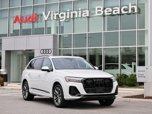 2025 Audi Q7 45 Premium Plus