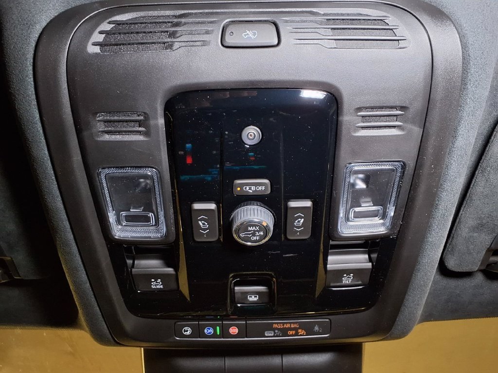 2027 Cadillac Escalade Platinum Sport - Photo 17