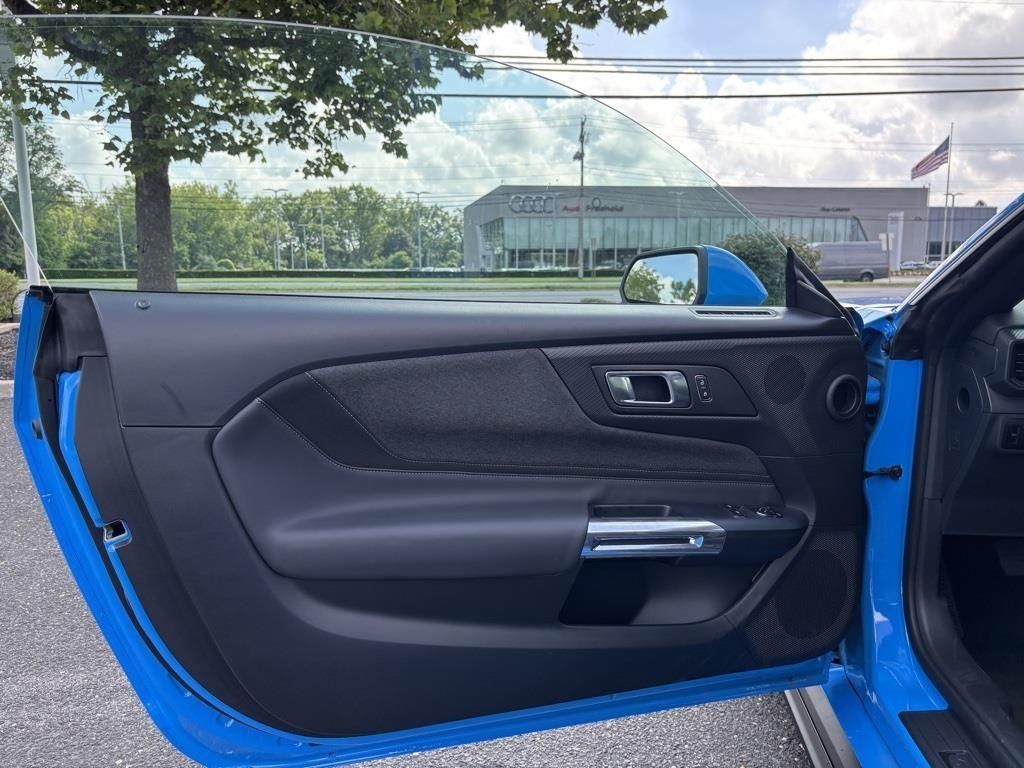 2025 Ford Mustang GT Fastback - Photo 25