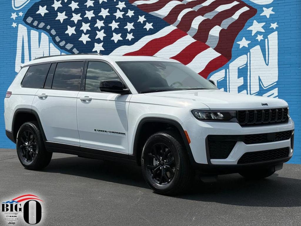 New 2026 Bright White Clear-Coat Exterior Paint Jeep Altitude 4x2 image 1