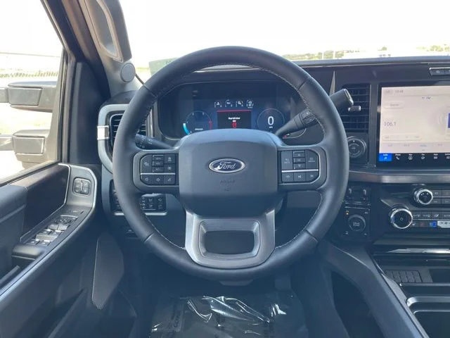 2026 Ford F-250 Super Duty Lariat - Photo 13