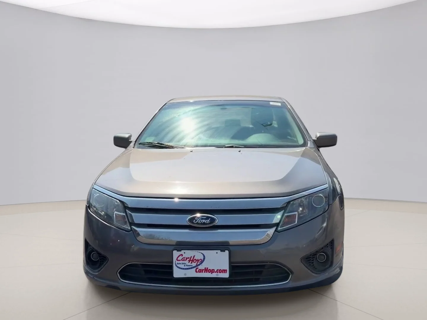 Used 2012 Gray Ford SE image 8