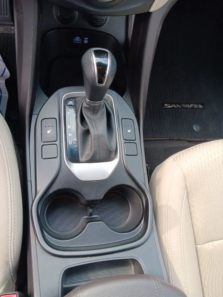 Used 2018 Canyon Copper Hyundai 2.4 Base image 25