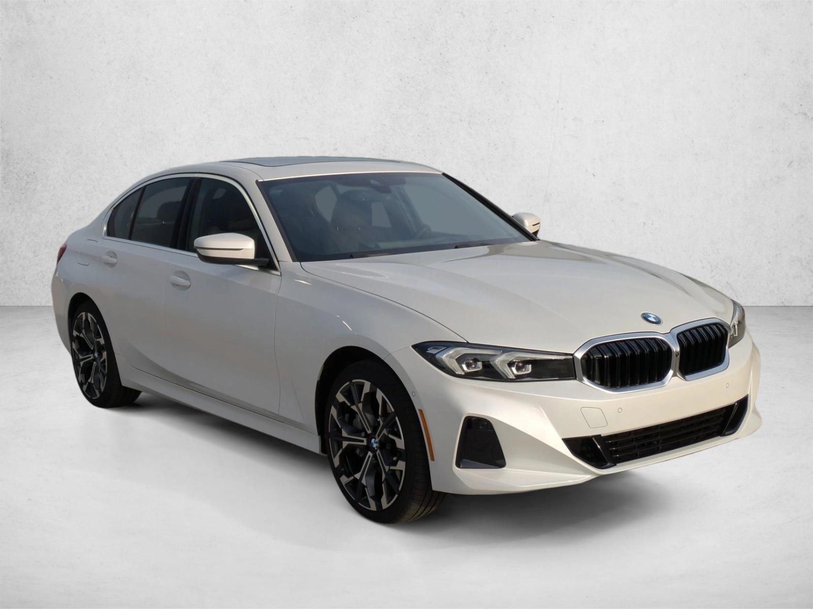 2026 BMW 3 Series 330i - Photo 7