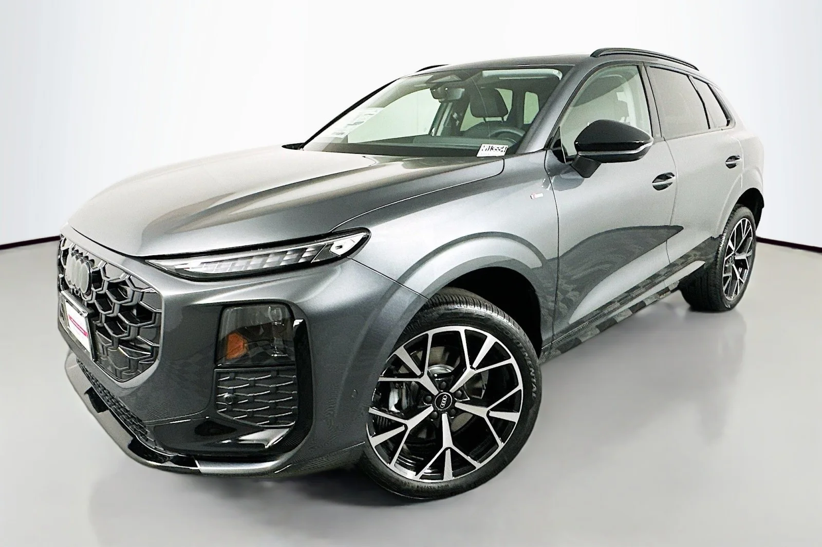 2026 Audi Q3 S line quattro's photo