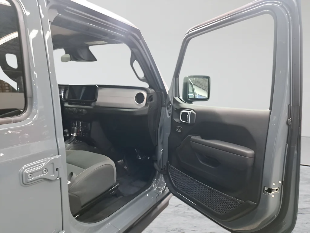 New 2026 Anvil Clear-Coat Exterior Paint Jeep Willys image 15