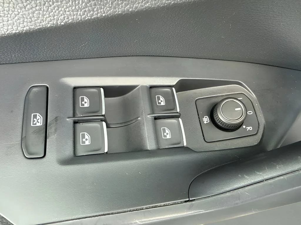Used 2025 Charcoal Volkswagen Sport image 24
