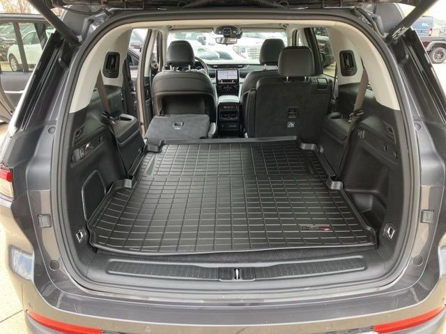 Certified Used 2022 Baltic Gray Metallic Clearcoat Jeep Limited image 23