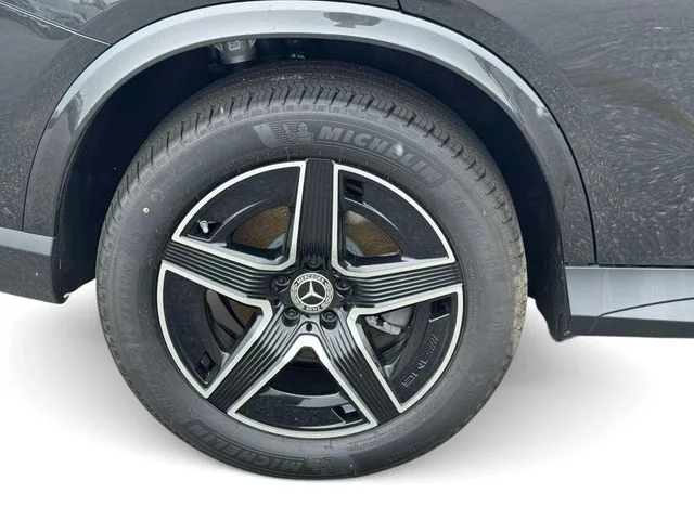 New 2026 Graphite Grey Metallic Mercedes-Benz GLC 300 image 7