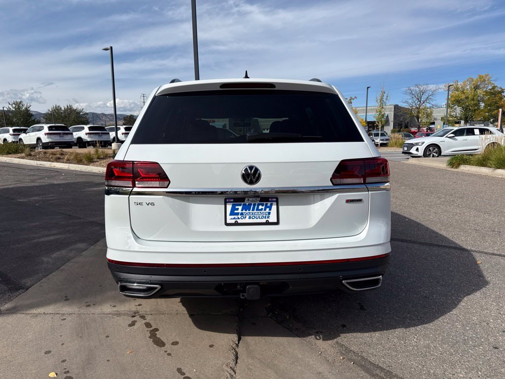 Certified Used 2022 Pure White Volkswagen 3.6L V6 SE w/Technology image 5