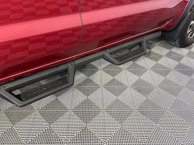 Used 2023 Red Nissan PRO-4X image 45