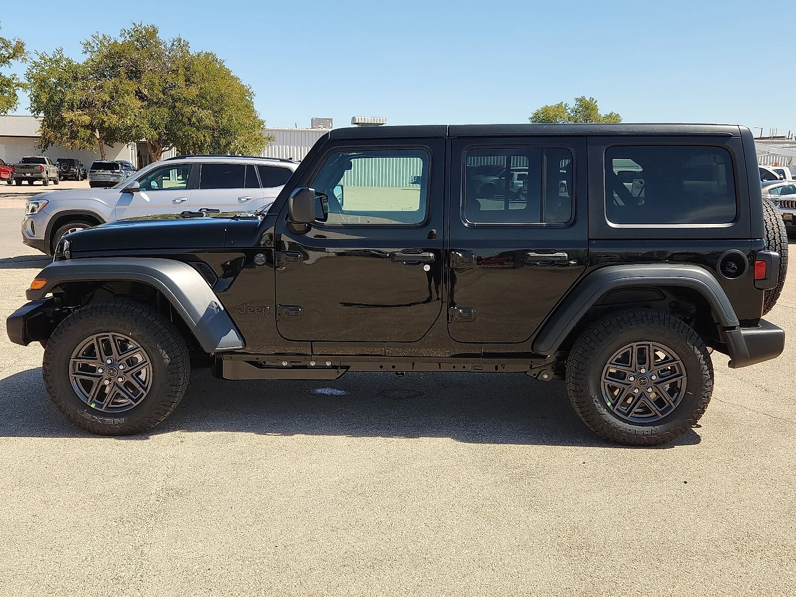 New 2027 Black Clear-Coat Paint Jeep 4-DOOR SPORT S image 2
