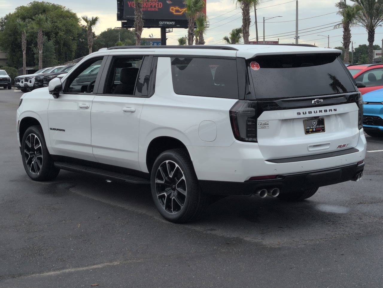 2026 Chevrolet Suburban RST - Photo 6