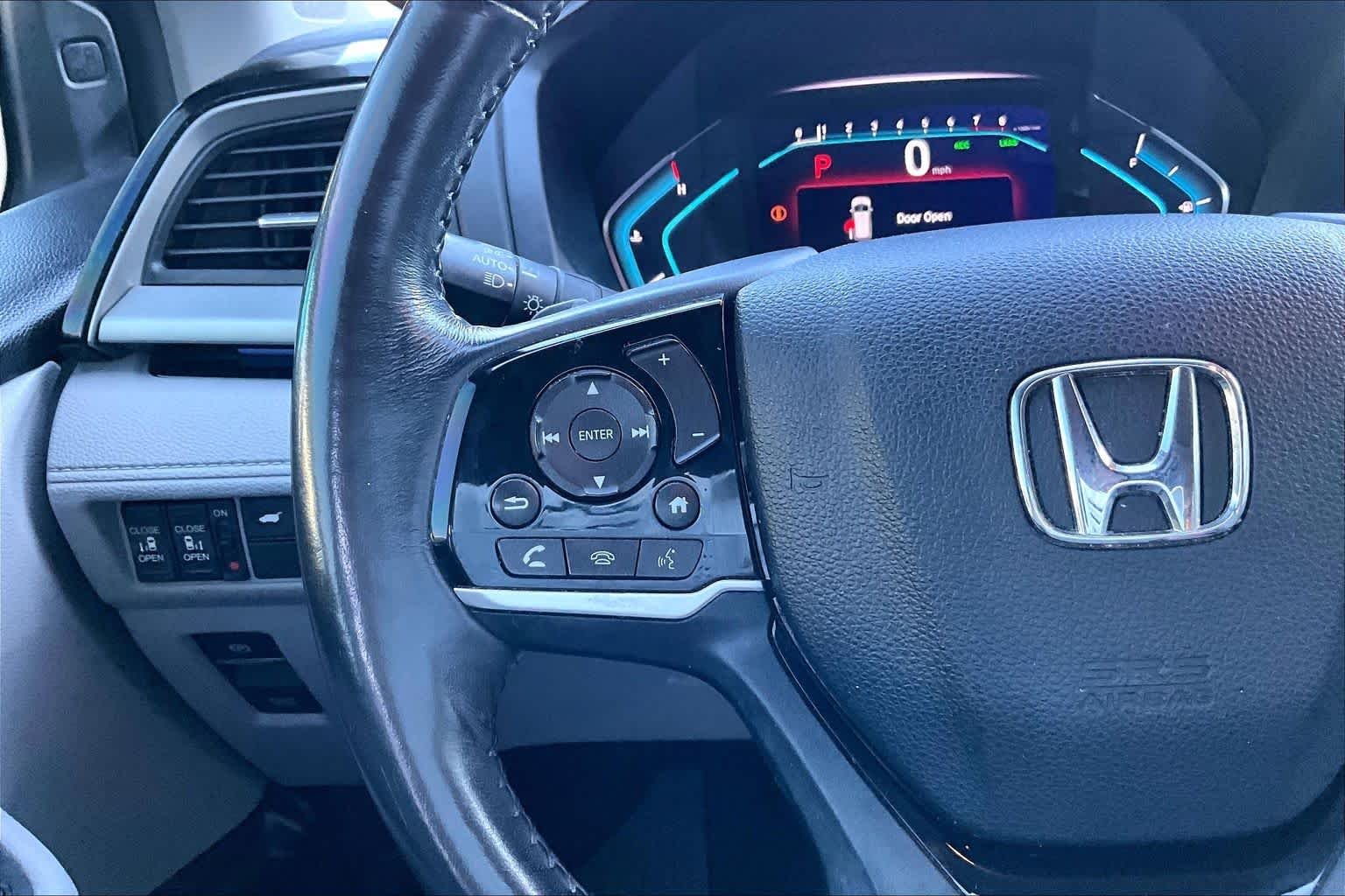 Used 2018 Crystal Black Pearl Honda Elite image 19