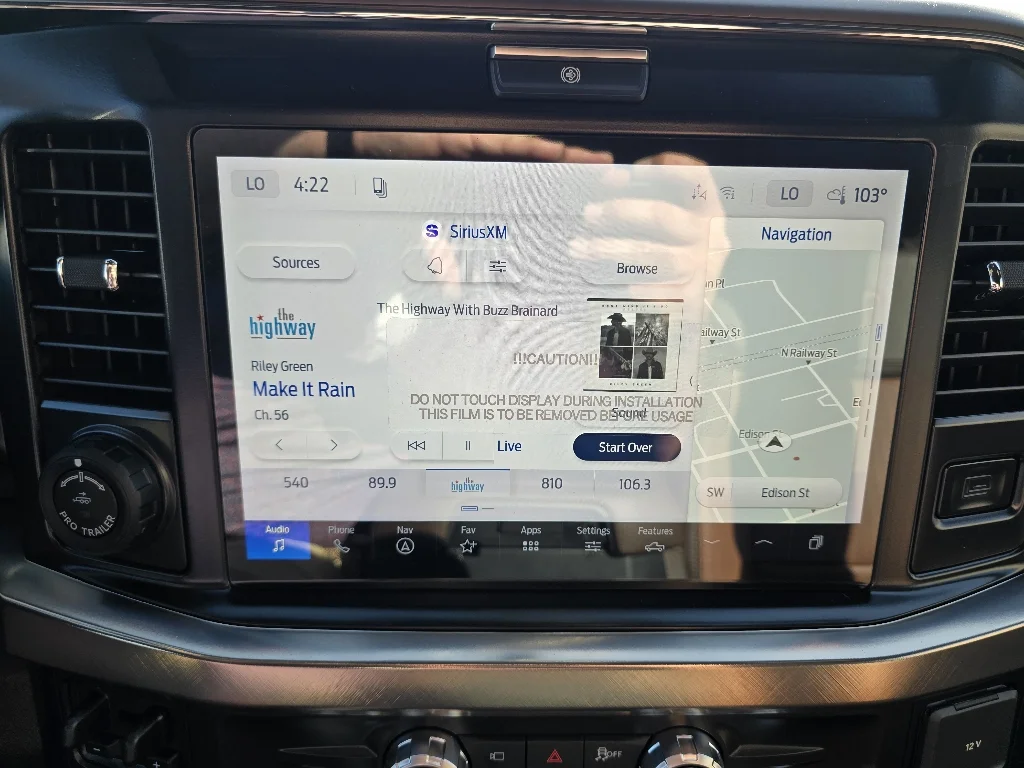 New 2027 Star White Metallic Tri-Coat Ford F-450® King Ranch® image 25