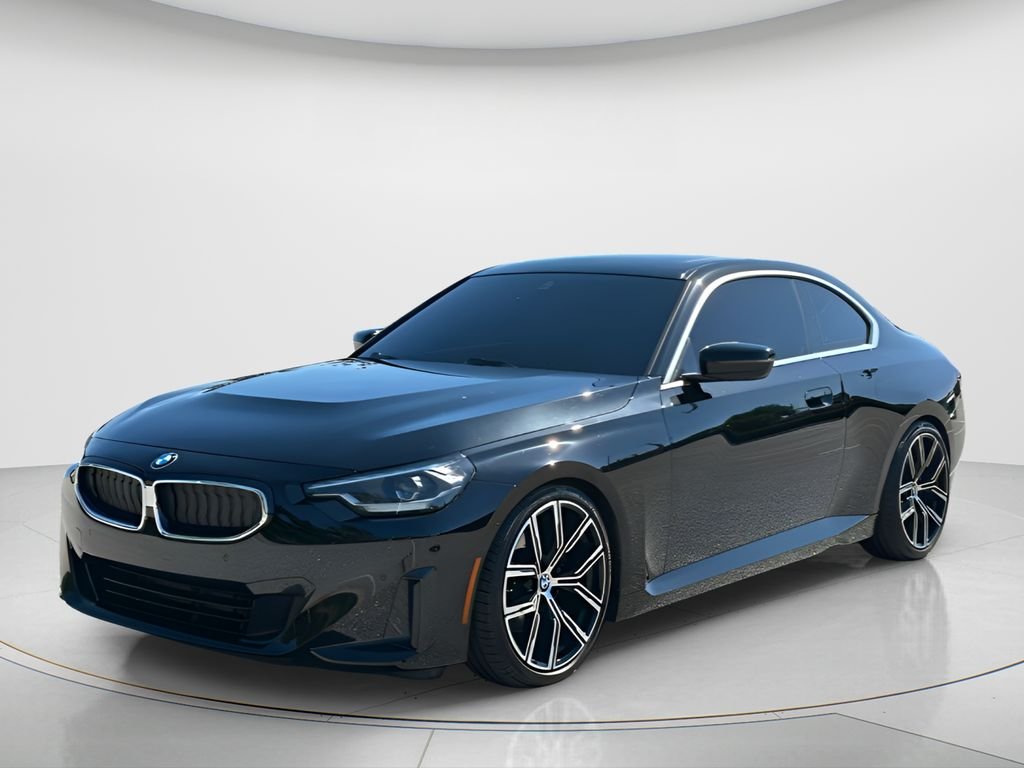 2022 BMW 2 Series 230i Coupe's photo