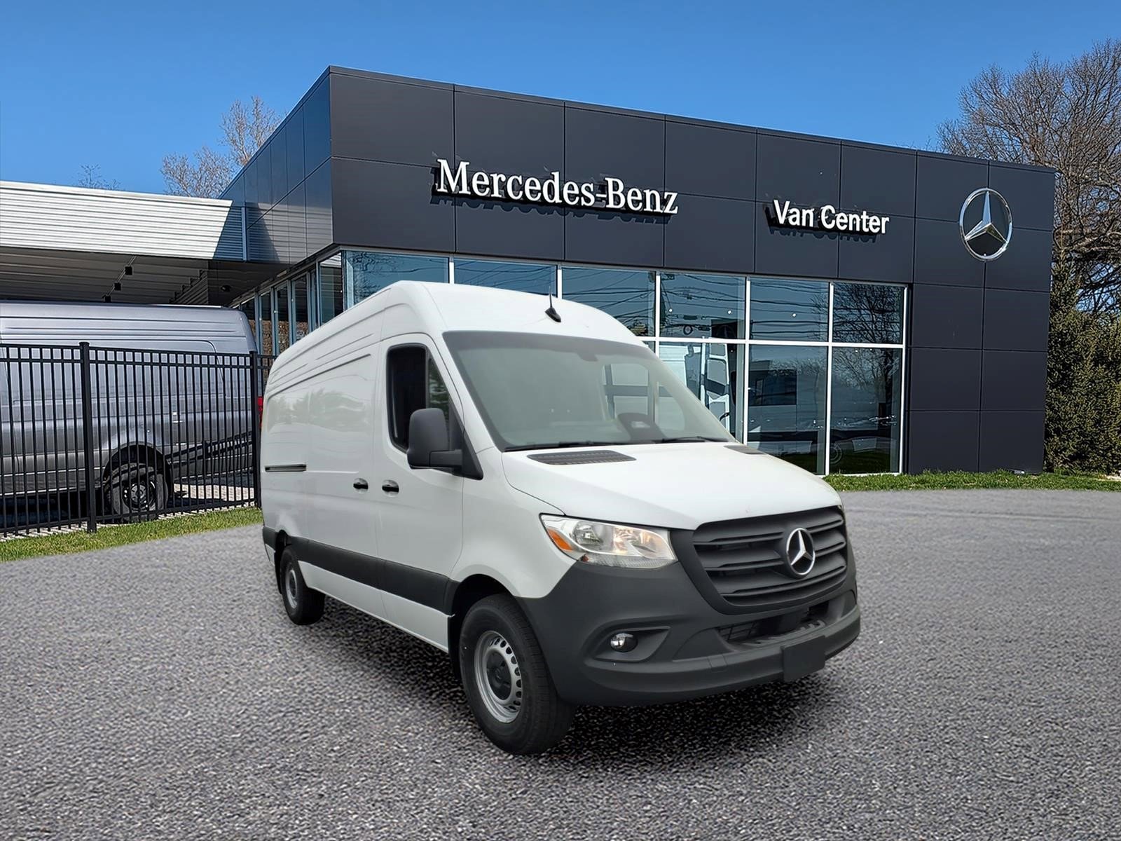 2026 Mercedes-Benz Sprinter 2500 144 WB's photo