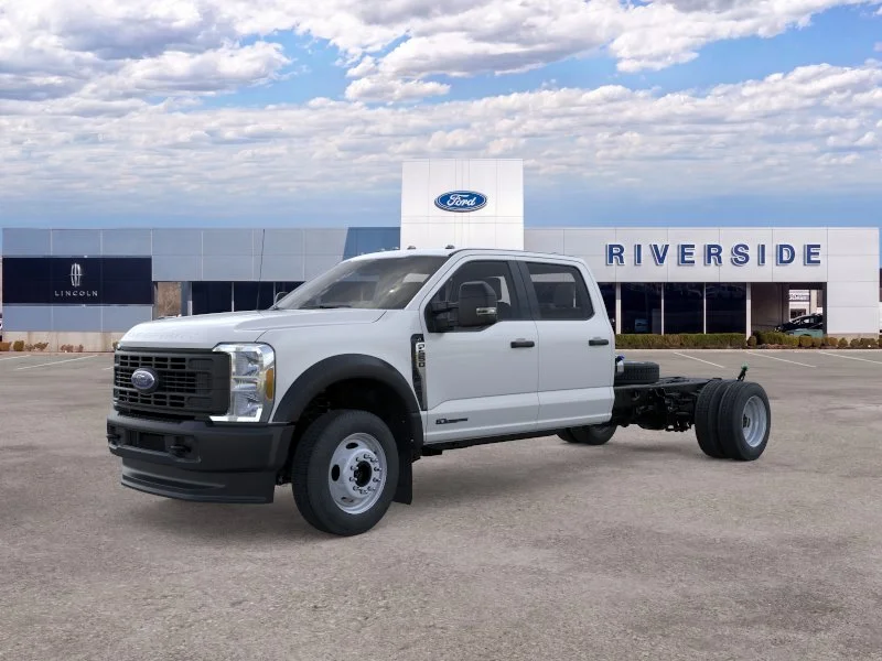 2026 Ford F-550 Super Duty Chassis Cab