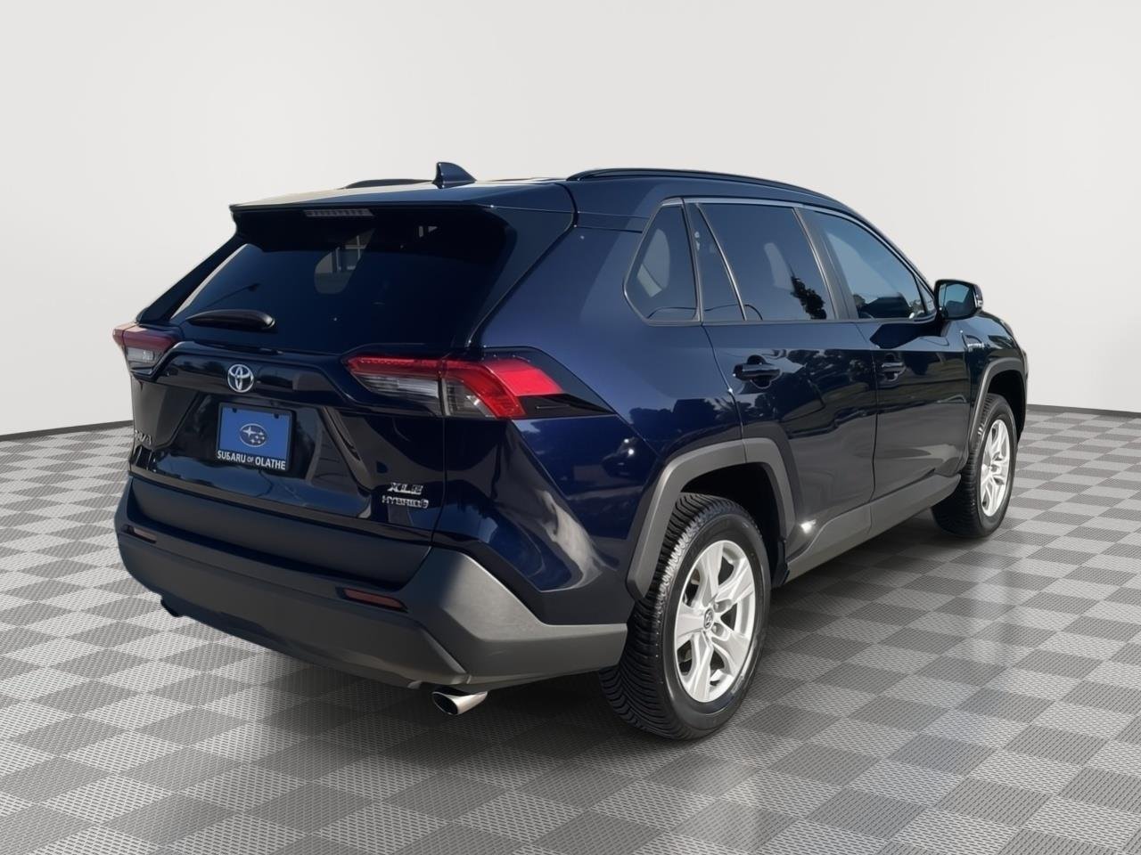 Used 2020 Blueprint Toyota Hybrid XLE image 12