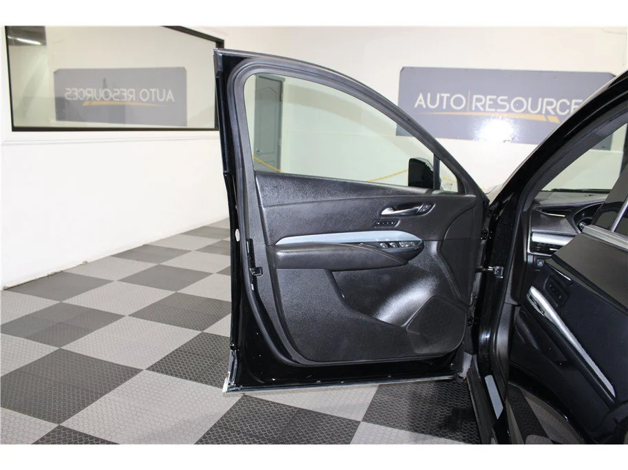 Used 2019 Stellar Black Metallic Cadillac FWD Premium Luxury image 11