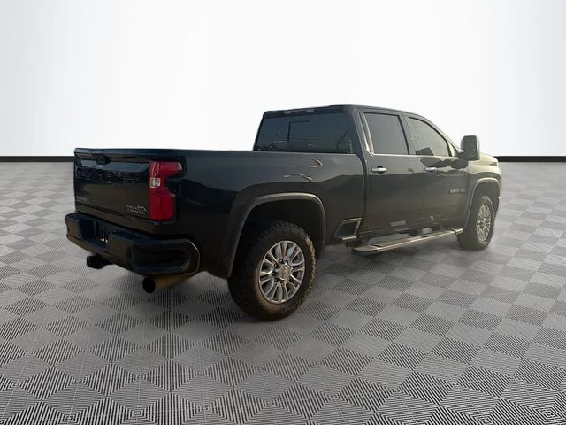 Used 2022 Black Chevrolet High Country image 6