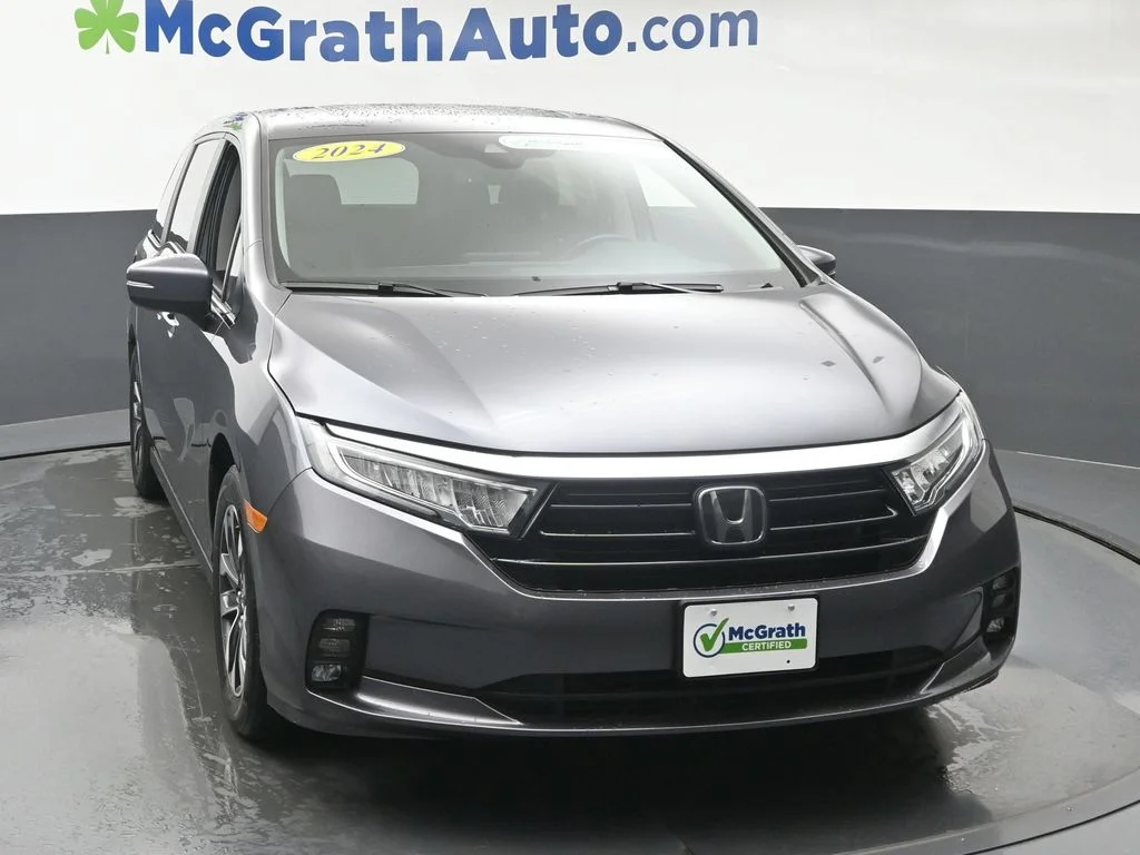 Certified Used 2024 Gray Honda EX-L image 5